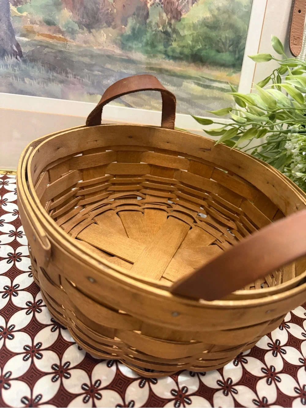 Longaberger 19 century round Basket with Leather Handles